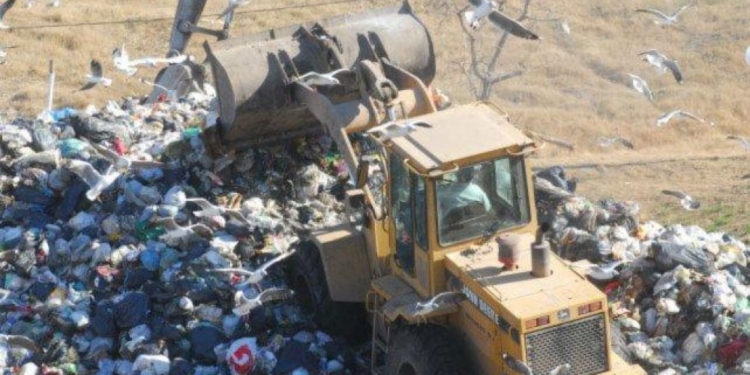 Hallaron el cuerpo de un hombre mutilado en medio de la basura