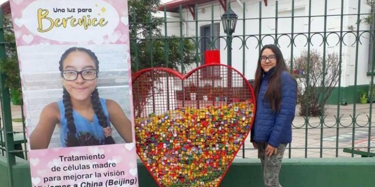 Solidaridad: Berenice regresó de China pero debe volver para completar su tratamiento de visión