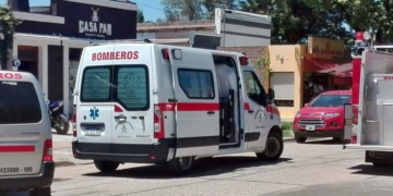 Una sobadora aprisionó la mano de un trabajador que debió ser rescatado