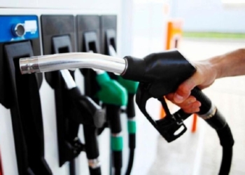 El jueves aumentará el combustible y se aplicará un nuevo incremento en diciembre