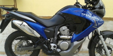 Robaron una valiosa moto en Oliveros y fue hallada horas después