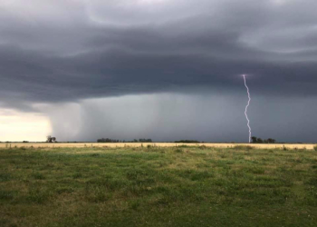 Alerta por tormentas fuertes para este sábado