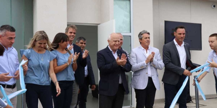 Presentaron el sistema de control de tránsito inteligente en la autopista Rosario Santa Fe