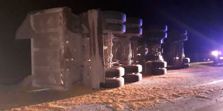 Doble accidente en la madrugada de Totoras: dos heridos