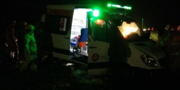 Dos hombres graves tras chocar y salir despedidos en Andino