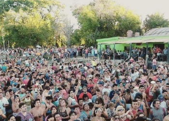 Puerto Aragón prepara su fiesta de apertura de temporada a pura cumbia