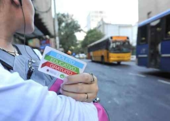 Boleto educativo gratuito: «También lo pensamos para los docentes»