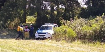 Investigan si la mujer hallada muerta en autopista fue víctima de un crimen