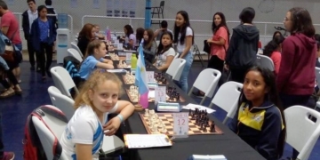 Lucía Izaguirre compite en el Sudamericano de Ajedrez