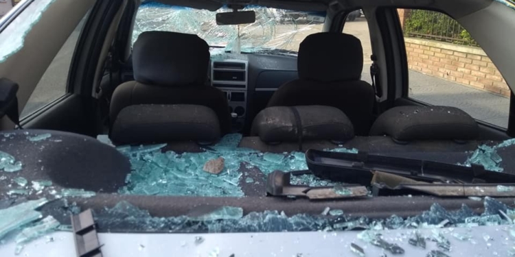 Barrancas: fuerte impacto entre dos autos en Ruta 11