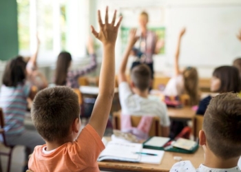 La escuela secundaria de Maciel anunció inscripciones a exámenes e inicio de clases