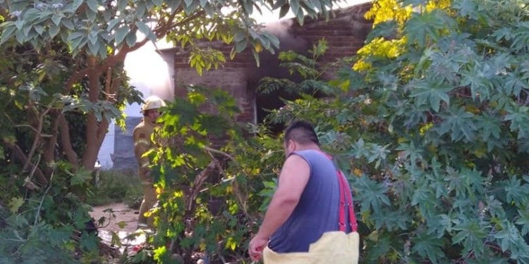 Piden colaboración para una familia que perdió todo en un incendio