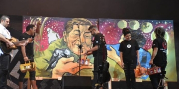 Muralista de Monje dejó su arte plasmado en Cosquín