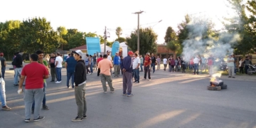 Corte de Ruta 11 por paro de municipales en Coronda