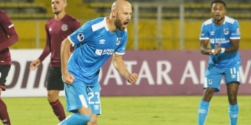 El macielense Tevez marcó su primer gol por Copa Sudamericana, pero no alcanzó