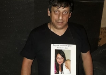 Asegura que el femicida de su hija seduce y estafa desde la cárcel de Coronda