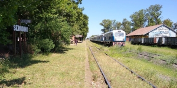 Vecinos de Serodino restauran la estación y sueñan con la vuelta del tren