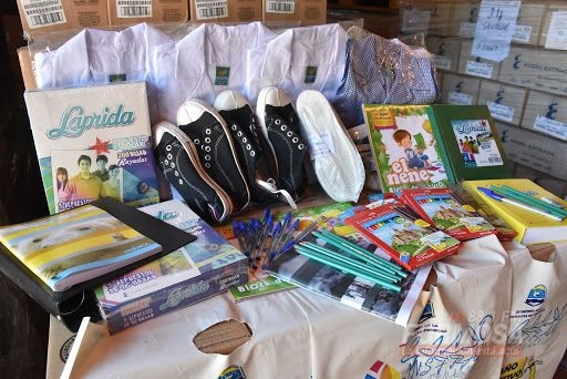 Juntarán útiles, guardapolvos y calzados para niños en Totoras