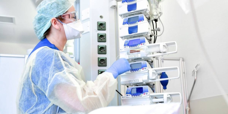 Dos nuevas víctimas fatales en Argentina por coronavirus