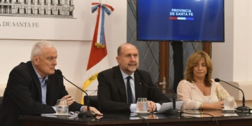 Santa Fe pagará un bono extra al personal afectado a la emergencia