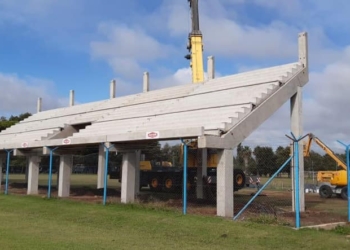 Un club de la región construyó tribunas y venderá plateas para este 2020