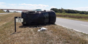 Milagroso vuelco de dos jóvenes en Barrancas