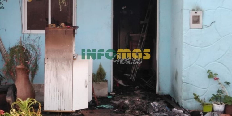 El fuego afectó a una vivienda en Totoras con importantes daños materiales