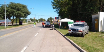 Centralizaron los ingresos a Serodino por Ruta 91 y controlan a los automovilistas