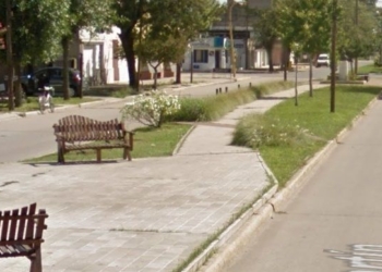 Una joven herida al chocar una bicicleta y un auto en Barrancas