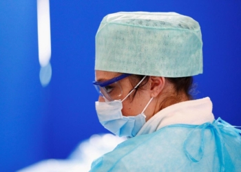 La Provincia convoca a enfermeros y médicos que estén sin trabajo