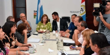 Tras la nueva oferta del gobierno, los docentes ratificaron un nuevo paro