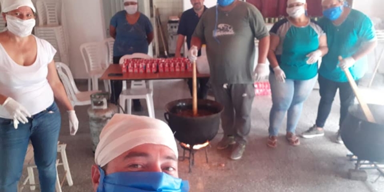 San Genaro solidario:  repartieron 600 porciones de arroz