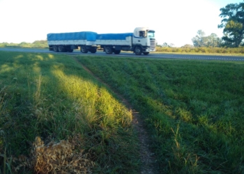 Denuncian la apertura de caminos clandestinos a la vera de la autopista
