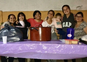 El comedor de San Genaro crece en demanda, en solidaridad y busca un espacio físico