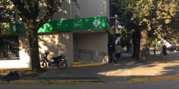 Este lunes reabren los bancos: con turnos y pocas operaciones disponibles