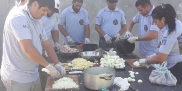 Solidaridad en Oliveros: «Los Orejanos» dan una gran mano a sus vecinos