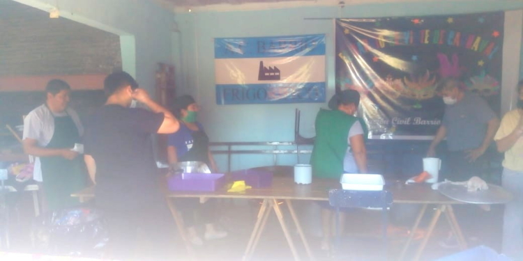 Maciel: la vecinal del barrio San Cayetano va por su tercer almuerzo solidario