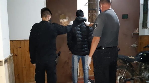 Se dirigía a visitar a un amigo en Barrancas y fue detenido