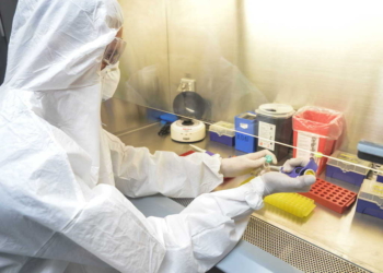 Otras dos personas murieron por coronavirus en el país