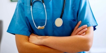 Monje: convocan a personal sanitario en medio de la pandemia