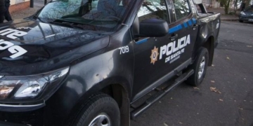 Una mujer perdió la vida en un accidente entre una moto y un auto