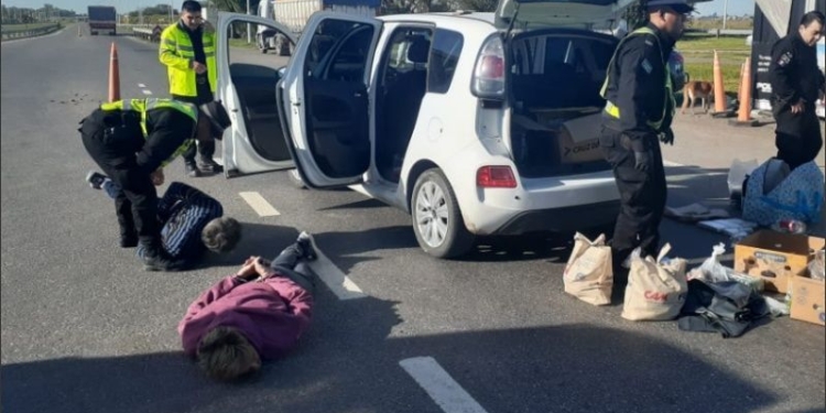 Procesaron al hombre que fue hallado con droga en Timbúes y seguirá detenido