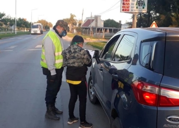 Serodino: entre insultos y gritos obscenos, violó la cuarentena y fue detenido