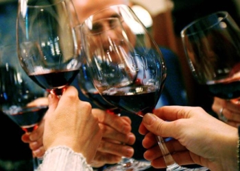 Barrancas: le contó a la policía que venía de tomar un vino con amigos y fue detenido