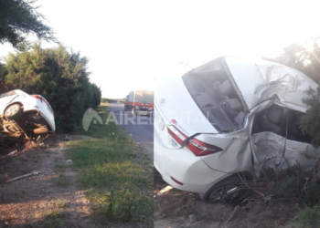 Un auto volcó en la autopista Rosario Santa Fe