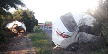Un auto volcó en la autopista Rosario Santa Fe