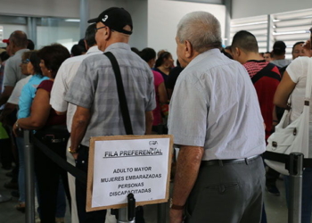Totoras: por ordenanza, priorizan la atención a embarazadas y abuelos
