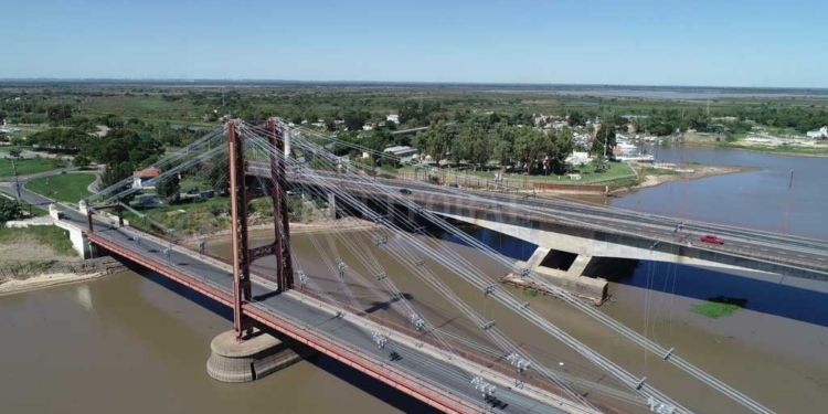 El Río Paraná sigue subiendo y superó el metro en Santa Fe