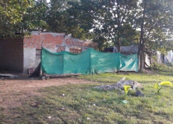 Una beba cayó a un balde con agua, fue reanimada y está en estado delicado