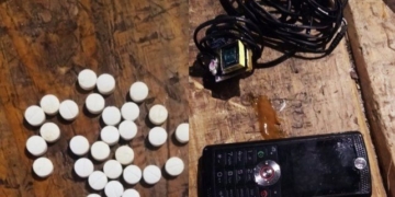 Intentaron ingresar un celular a la cárcel de Coronda en un pote de dulce de leche